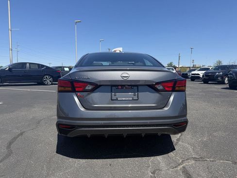 Used 2025 Nissan Altima 2.5 SV FWD image 6
