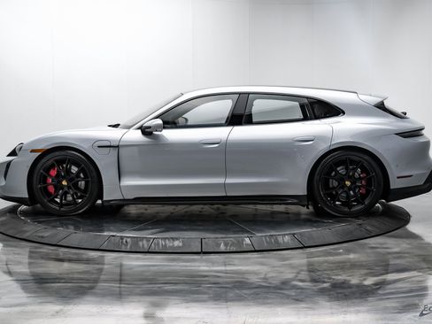 Used 2023 Porsche Taycan GTS w/ Premium Package image 5