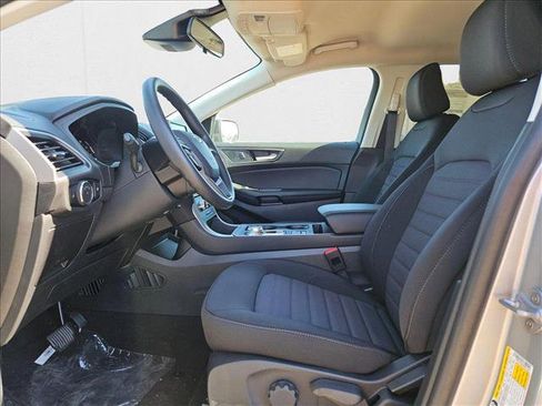 New 2024 Ford Edge SE w/ Black Appearance Package image 14