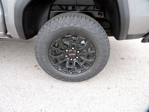 New 2026 GMC Canyon Elevation image 9