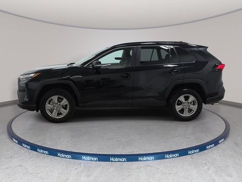 Certified 2025 Toyota RAV4 XLE AWD/4WD image 8