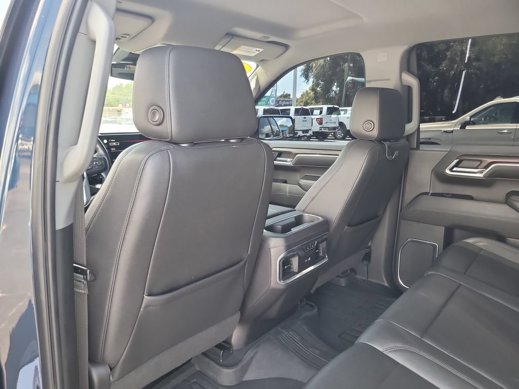 Used 2022 GMC Sierra 1500 SLT w/ SLT Premium Plus Package AWD/4WD image 8