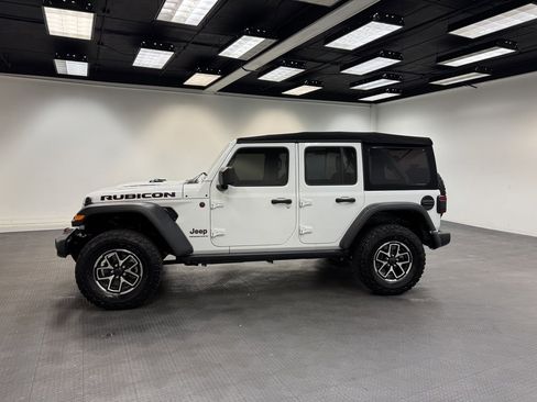 Used 2024 Jeep Wrangler Unlimited Rubicon w/ Convenience Group image 2