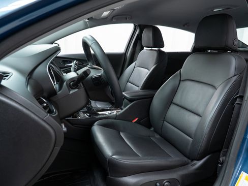 Used 2024 Chevrolet Malibu LT w/ LPO, Floor Liner Package image 13