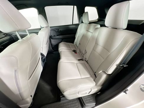 Used 2023 Honda Passport EX-L image 26