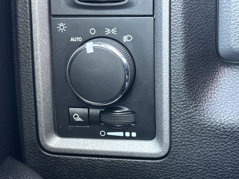 Used 2020 RAM 1500 Tradesman image 21