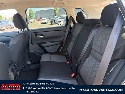 Used 2025 Nissan Rogue SV AWD/4WD image 27