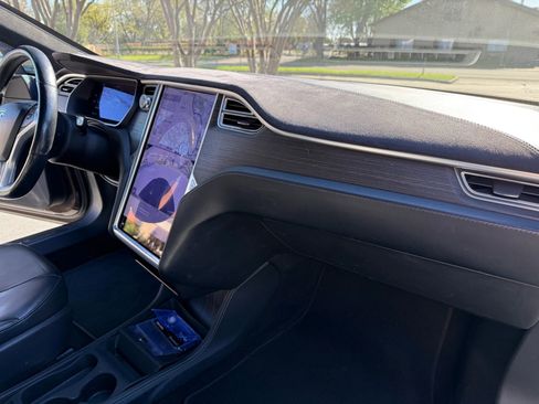 Used 2014 Tesla Model S P85D image 17
