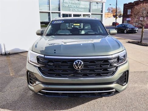 New 2025 Volkswagen Atlas Cross Sport SEL Premium R-Line image 8