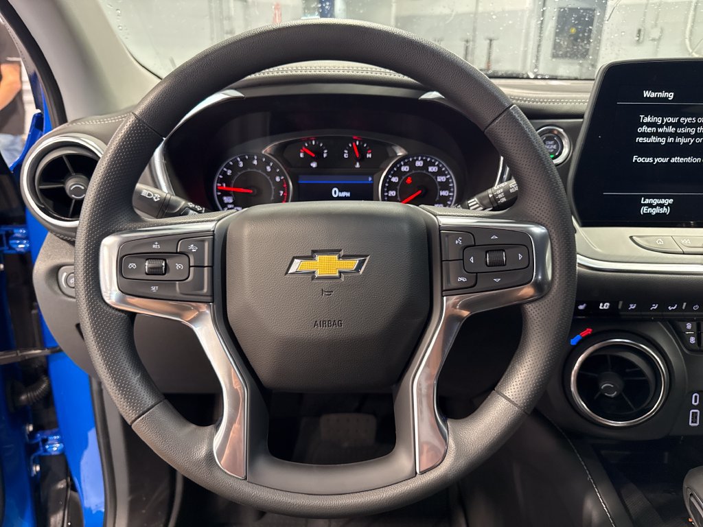 New 2026 Chevrolet Blazer LT w/ Convenience Package FWD image 4