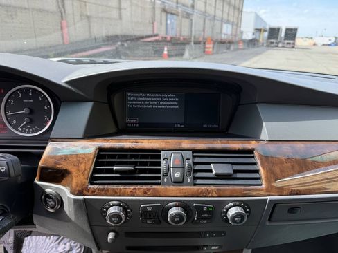 Used 2007 BMW 530xi Sedan AWD/4WD image 41