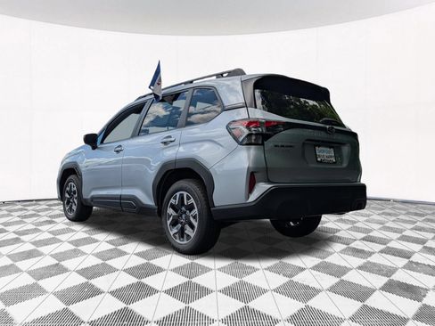 Used 2026 Subaru Forester Premium AWD/4WD image 11