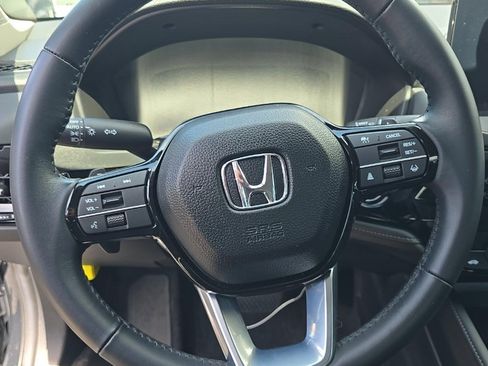 Used 2024 Honda Accord Touring image 8