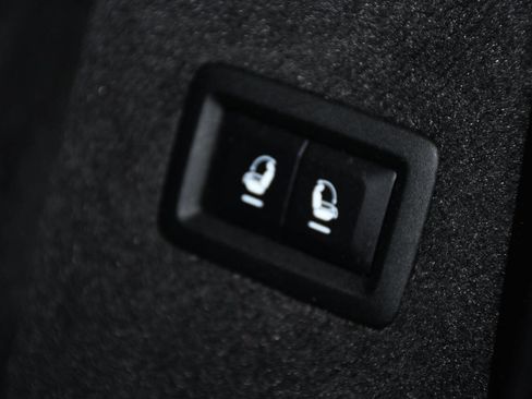 Used 2022 Jeep Grand Cherokee L Summit w/ Advanced Protech Group IV image 22