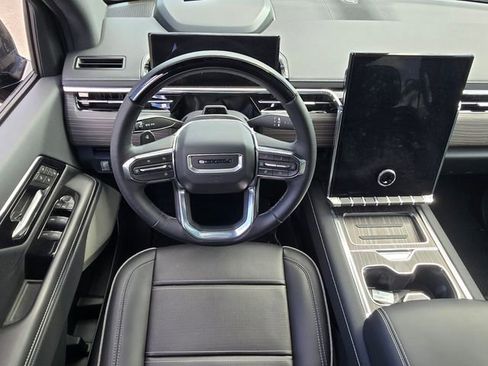 New 2025 GMC Sierra EV Denali image 18