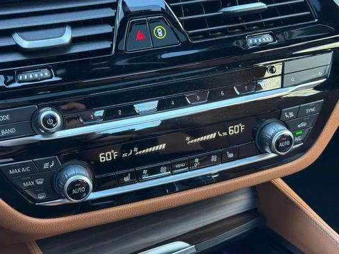 Certified 2023 BMW 540i w/ M Sport Package image 27