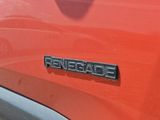 Used 2018 Jeep Renegade Altitude image 4