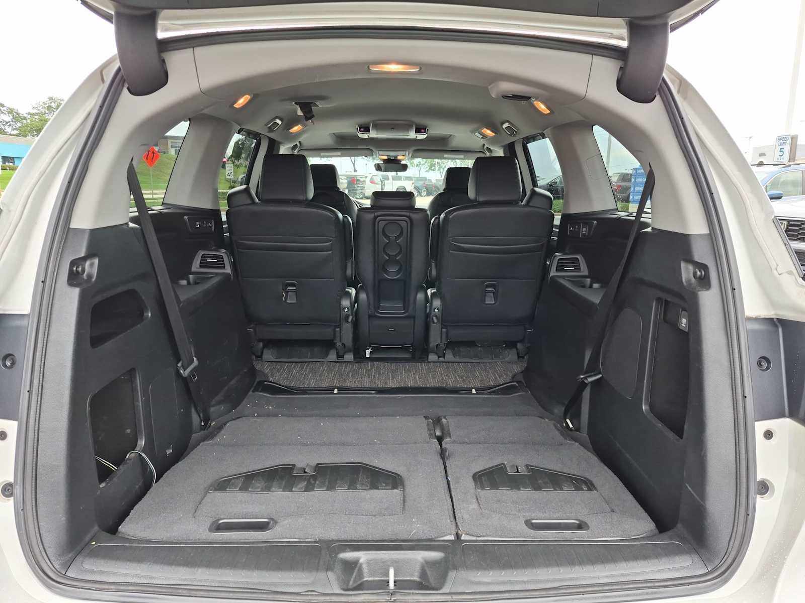 Used 2022 Honda Odyssey Touring image 32