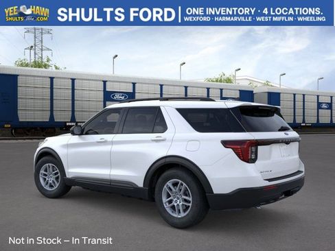 New 2026 Ford Explorer Active AWD/4WD image 5