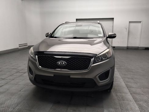 Used 2018 Kia Sorento FWD image 15