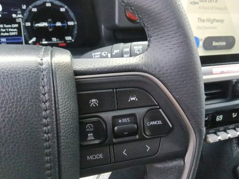 New 2025 Toyota 4Runner TRD Off-Road Premium image 19