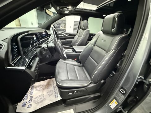 Used 2023 Cadillac Escalade Sport w/ Touring Package AWD/4WD image 12