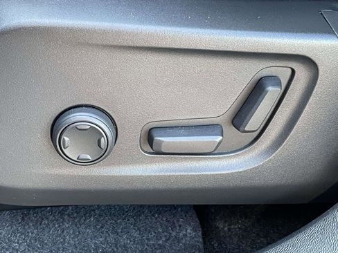 Certified 2023 Volvo C40 P8 Recharge Plus image 16