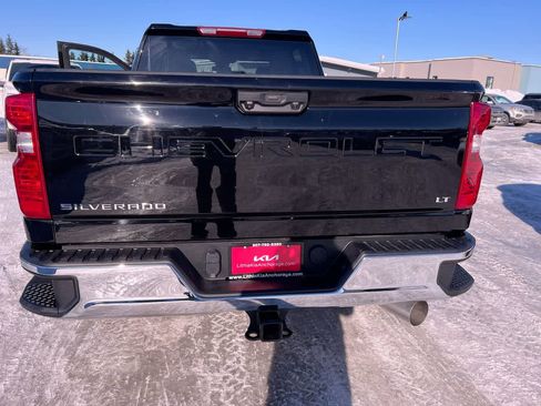 Used 2025 Chevrolet Silverado 2500 LT w/ Convenience Package AWD/4WD image 25