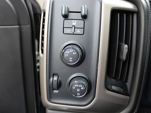 Used 2015 GMC Sierra 1500 Denali w/ Driver Alert Package image 18