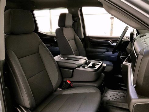 Used 2025 Chevrolet Silverado 1500 LT w/ Safety Package image 7