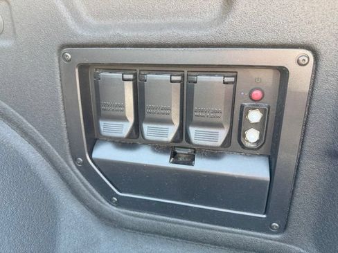 Certified 2026 Chevrolet Silverado EV Trail Boss w/ Premium Package AWD/4WD image 13