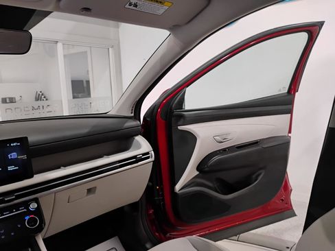 Used 2025 Hyundai Tucson SEL image 60