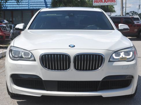 Used 2015 BMW 750Li RWD image 14
