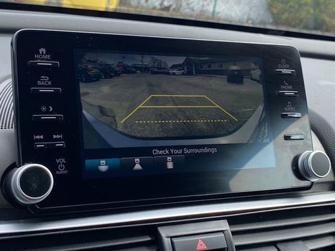 Used 2018 Honda Accord Sport image 26