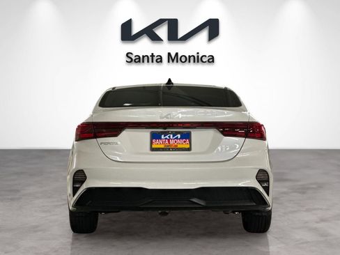 Used 2024 Kia Forte LXS image 5