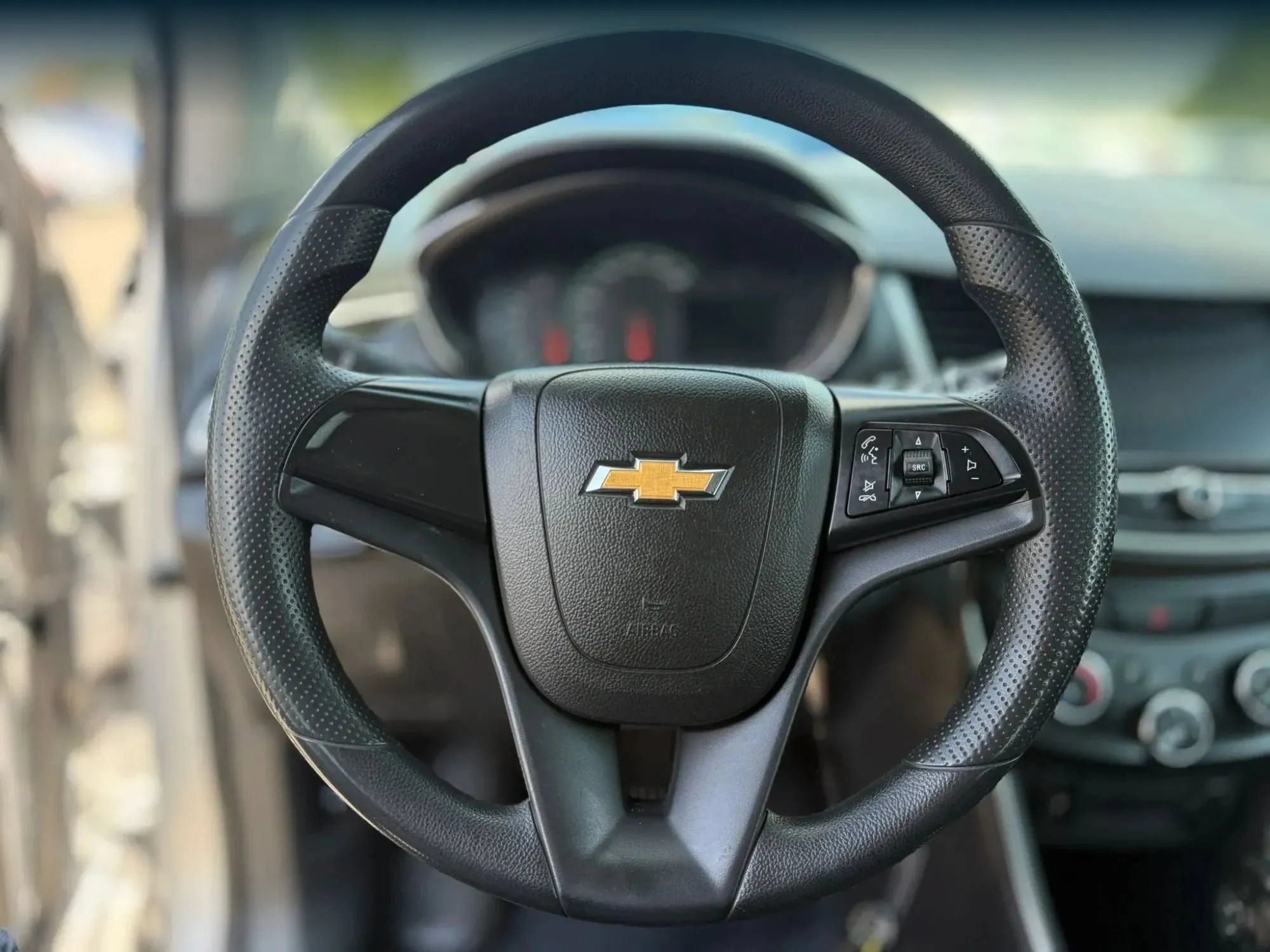 Used 2017 Chevrolet Trax LS AWD/4WD image 23