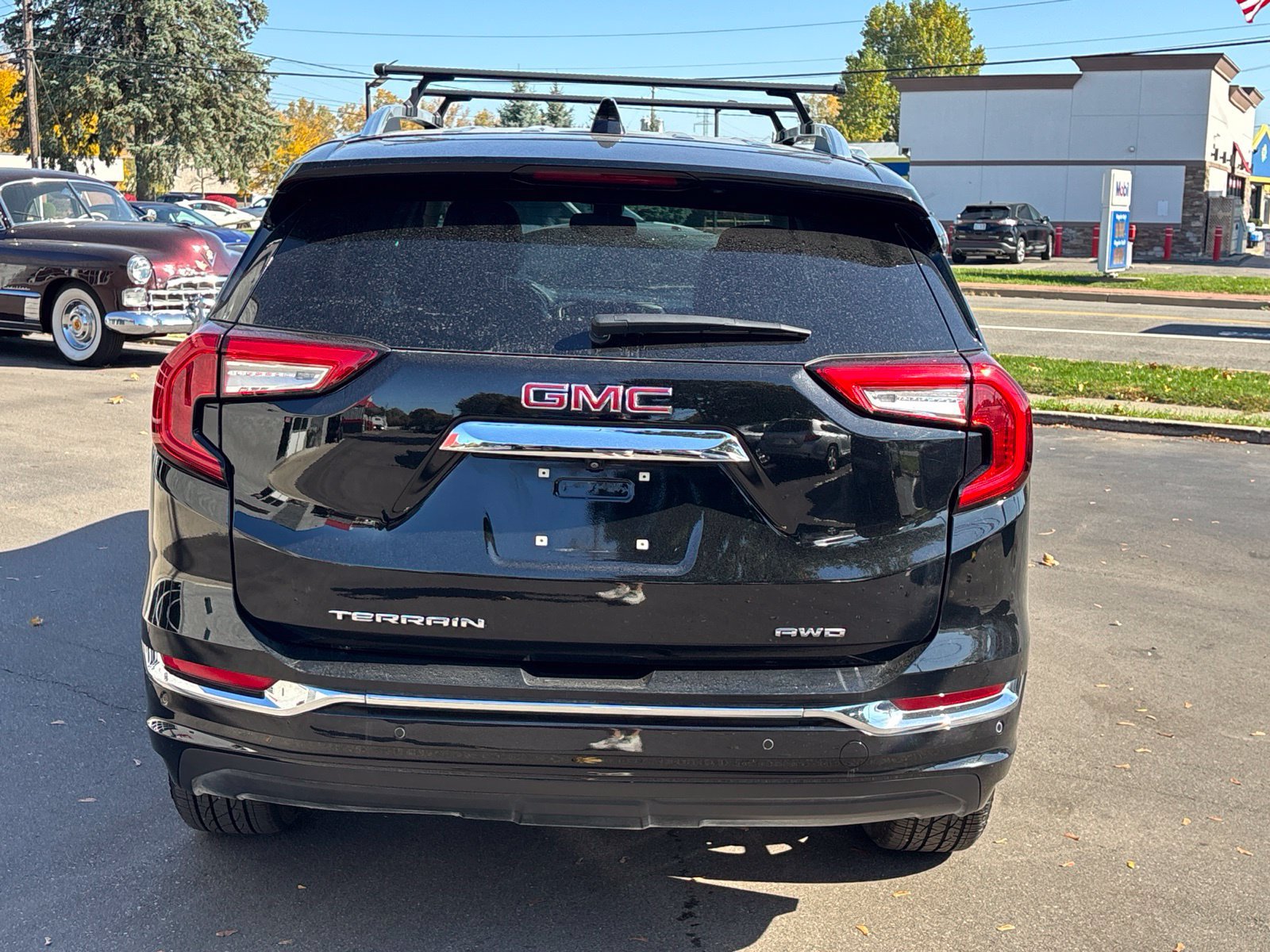 Used 2022 GMC Terrain Denali AWD/4WD image 3