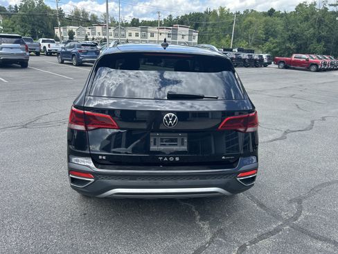 Used 2022 Volkswagen Taos SE AWD/4WD image 7