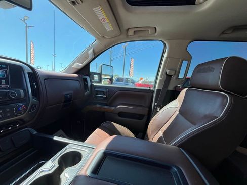 Used 2015 Chevrolet Silverado 3500 High Country w/ Duramax Plus Package AWD/4WD image 15
