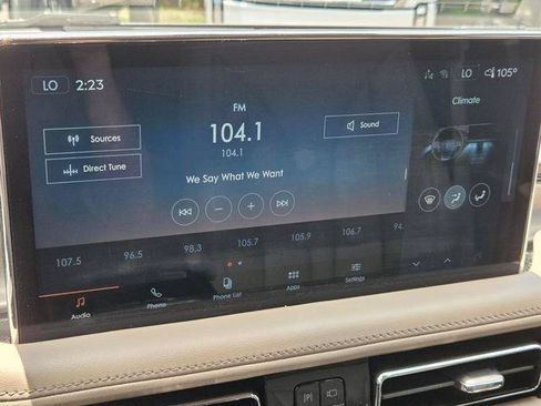 Used 2022 Lincoln Nautilus FWD image 25