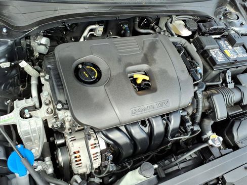 Used 2024 Kia Forte LXS image 13