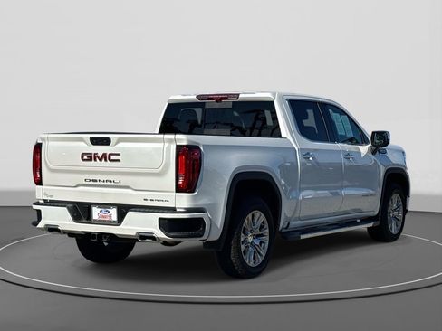 Used 2024 GMC Sierra 1500 Denali w/ Technology Package image 5