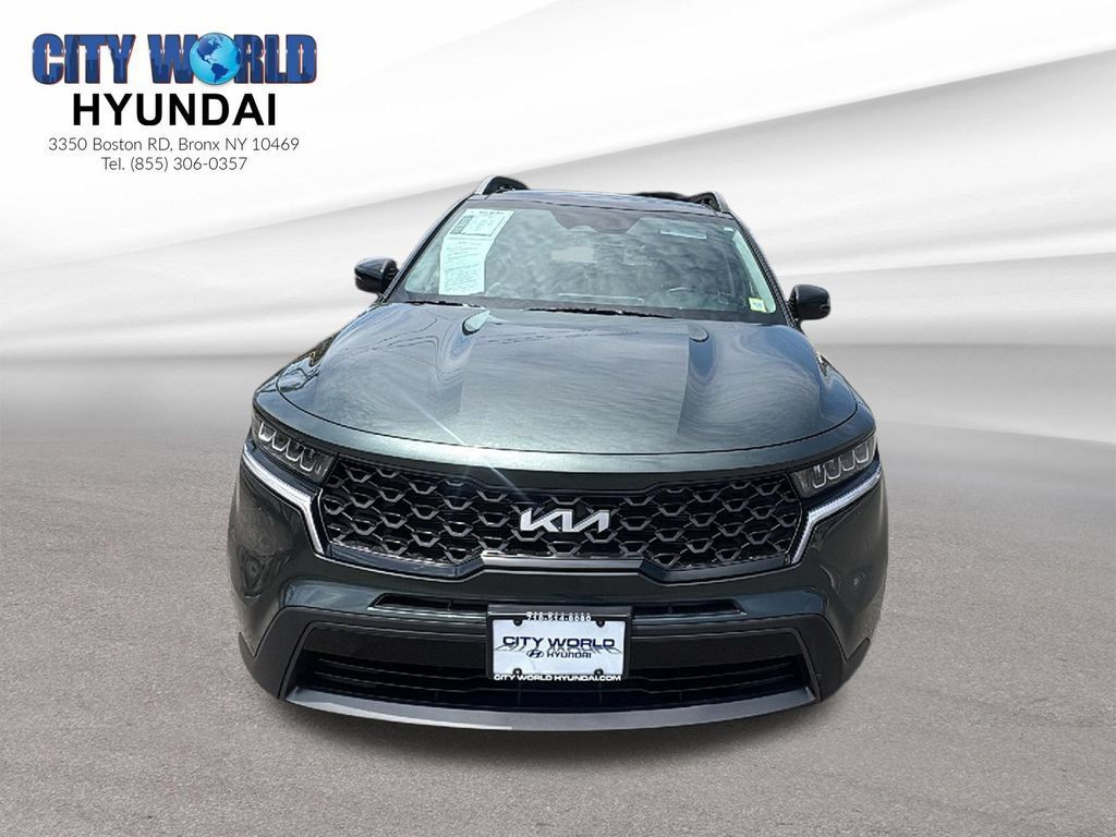 Used 2023 Kia Sorento S w/ Panoramic Sunroof Package AWD/4WD image 8