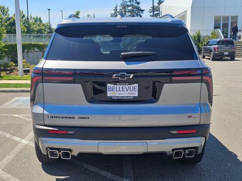 New 2026 Chevrolet Traverse Z71 w/ Driver Confidence Package AWD/4WD image 4