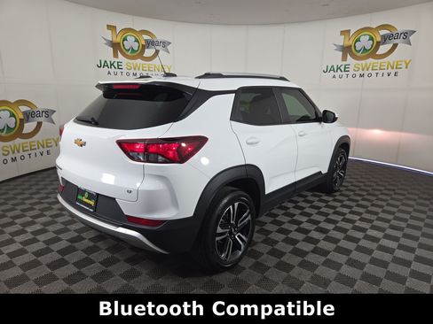 Used 2023 Chevrolet TrailBlazer LT w/ Convenience Package AWD/4WD image 9