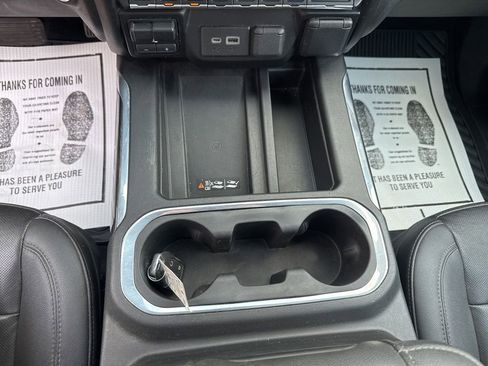 Used 2021 Chevrolet Silverado 1500 LTZ w/ LTZ Premium Package image 14