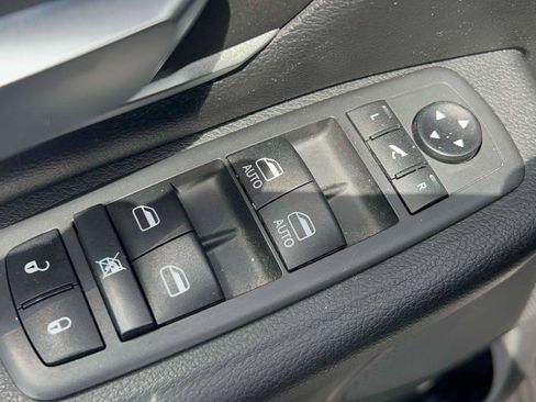 Used 2021 RAM 1500 Big Horn AWD/4WD image 22