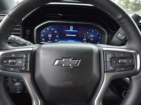 Used 2025 Chevrolet Silverado 3500 LT w/ Trail Boss Package AWD/4WD image 18