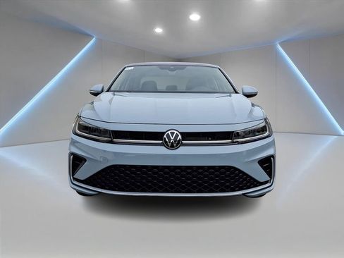 Certified 2025 Volkswagen Jetta SEL FWD image 2