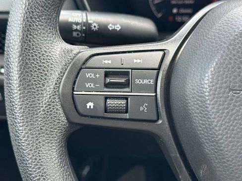 Used 2025 Honda CR-V LX image 20